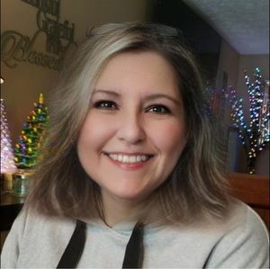 Meet your Posher, Cathy